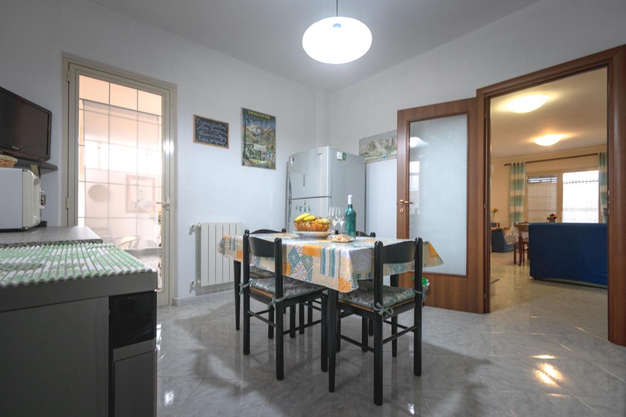 Casa Marcy Apartamento Oristano Exterior foto